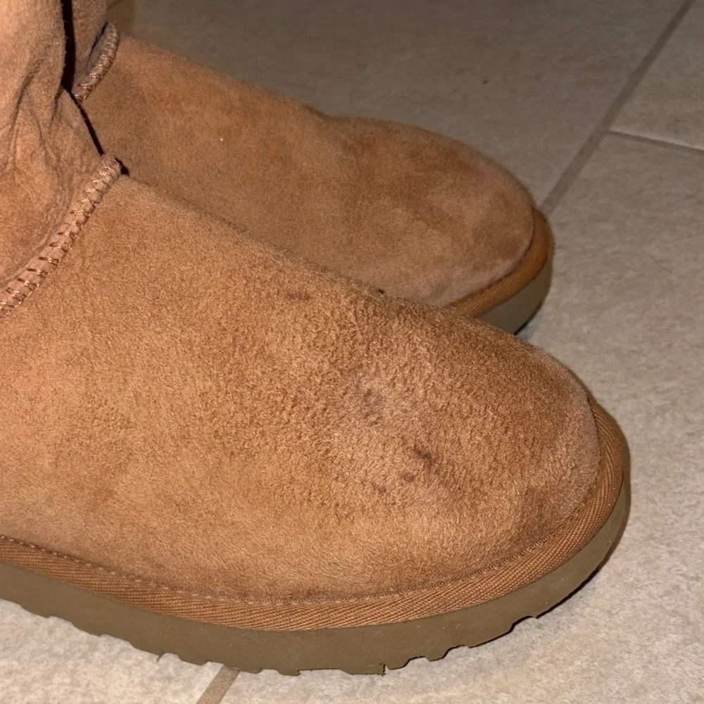 UGG‎ Classic II Genuine Shearling Lined Short Boot